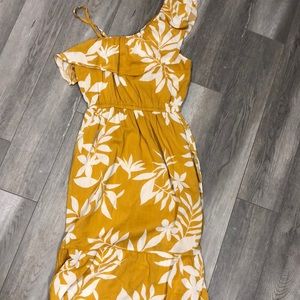 Hawaii’s dress